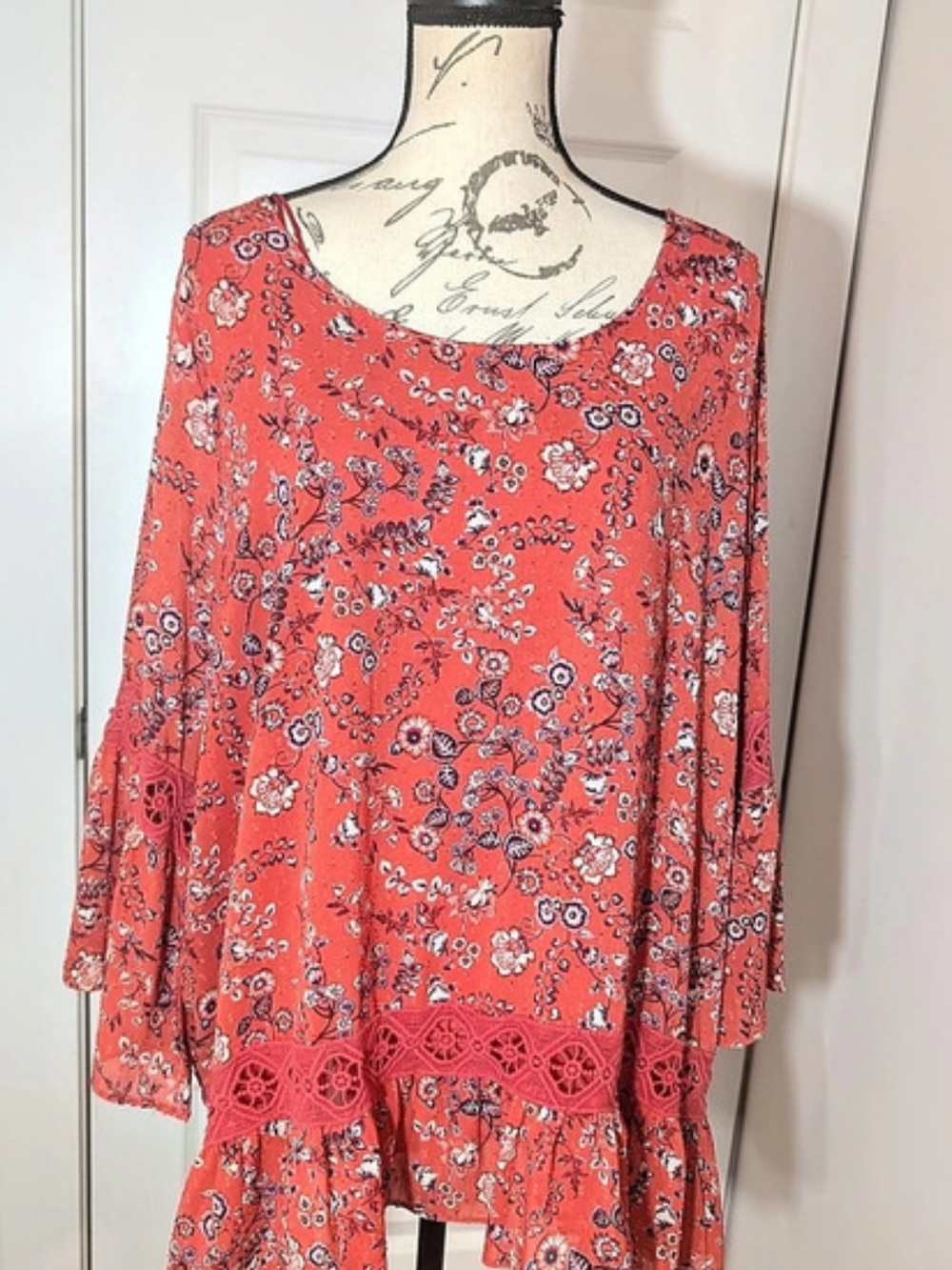 New Directions Floral Ruffle Blouse in Red Size 3X